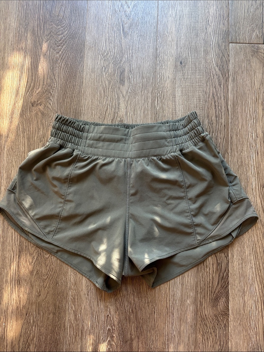 Lululemon Hotty Hot Short